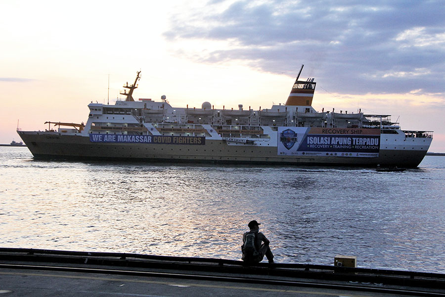 Pasien Covid-19 Menjalani Isolasi di Kapal Laut 