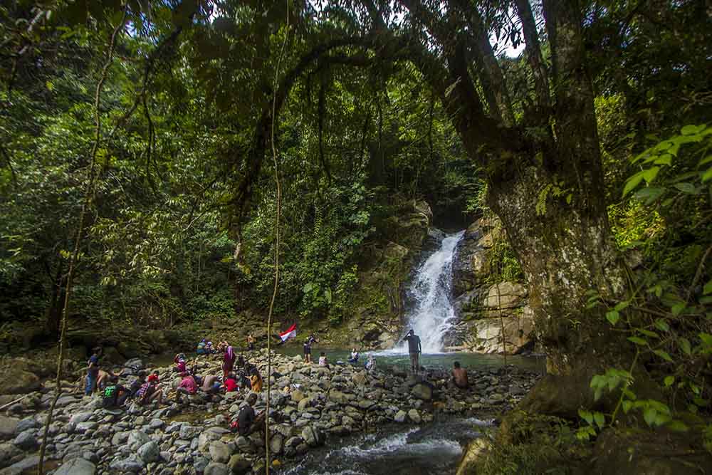 Wisata Alam Pedalaman Pegunungan Meratus