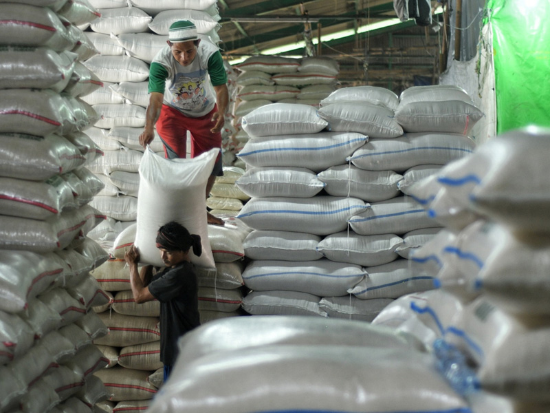 Stok Beras Aman Selama PPKM Level 4