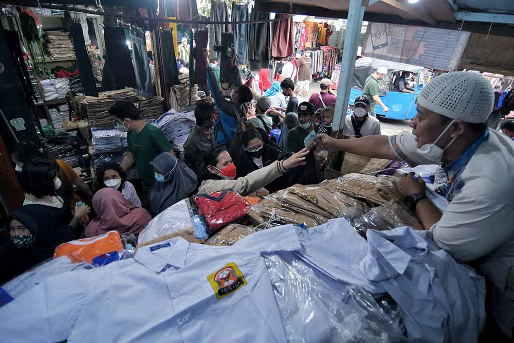 Penjulalan Seragam Sekolah Meningkat Menjelang Pembelajaran Tatap Muka