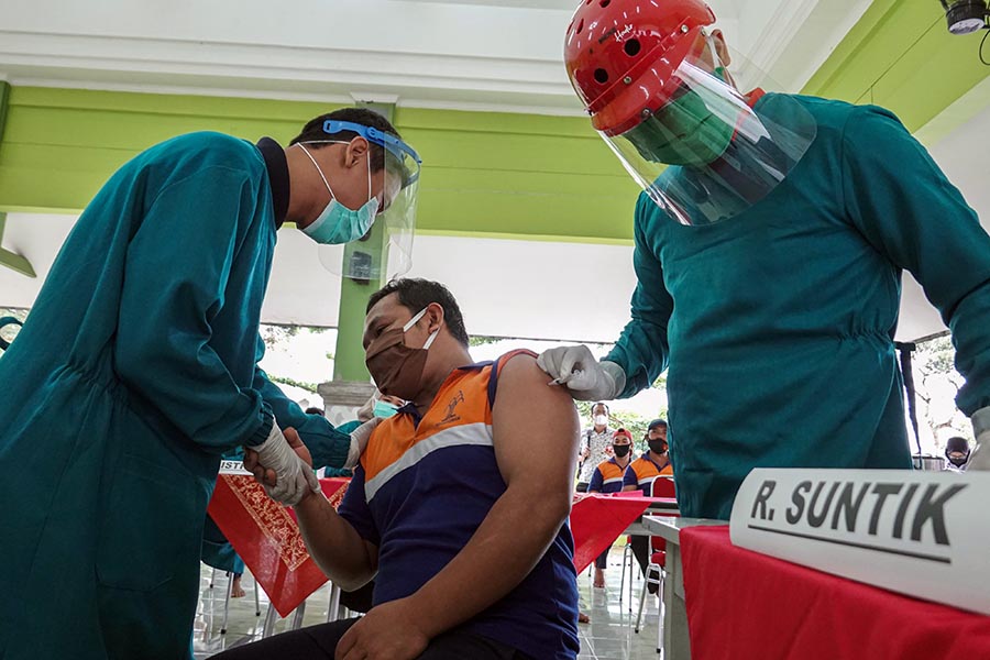 Vaksinasi Narapidana di Lembaga Pemasyarakatan Purwokerto 