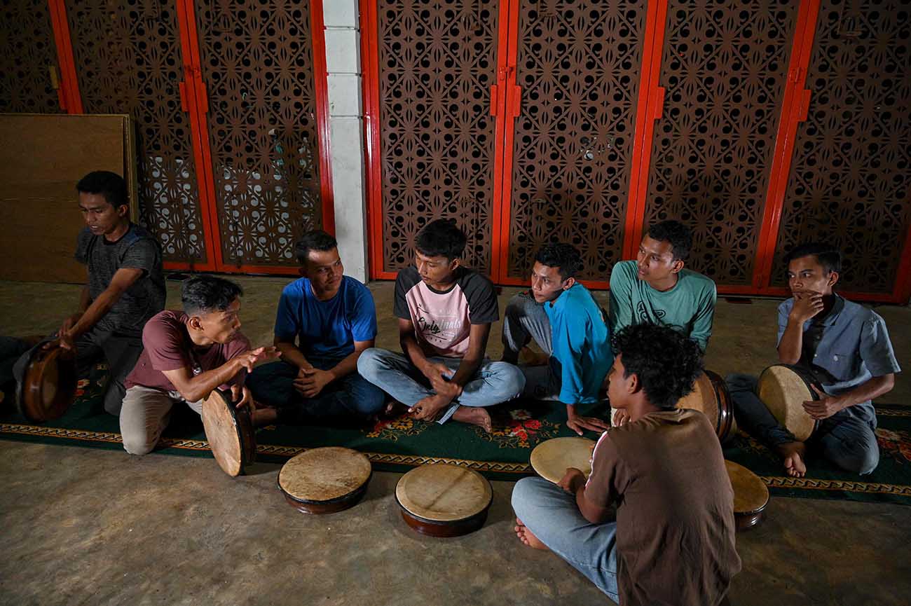 Tari Rapa’i Geleng