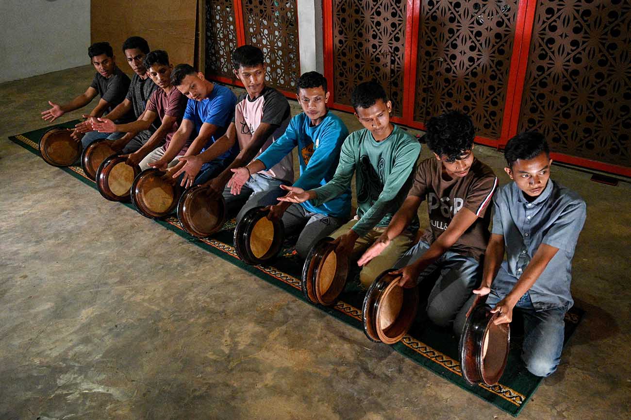 Tari Rapa’i Geleng