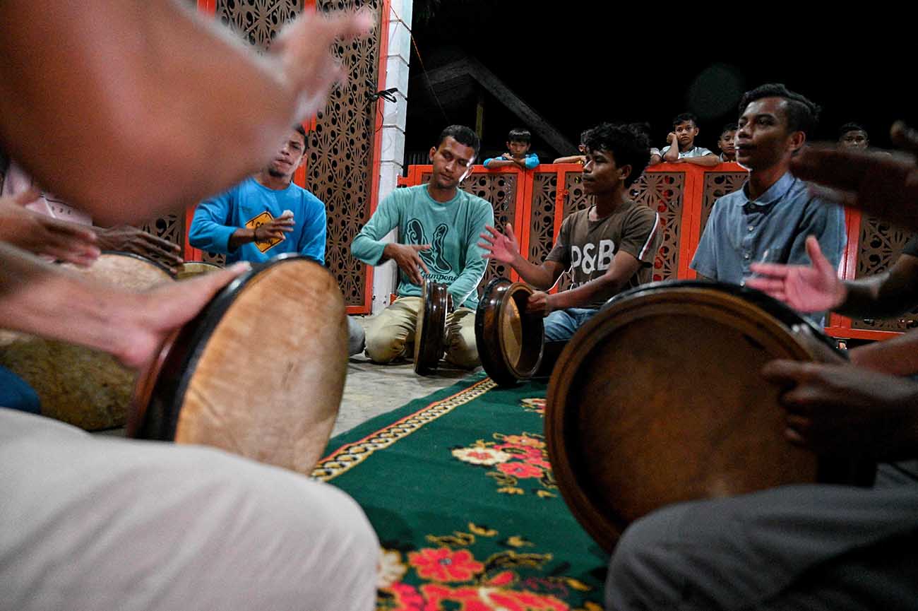 Tari Rapa’i Geleng