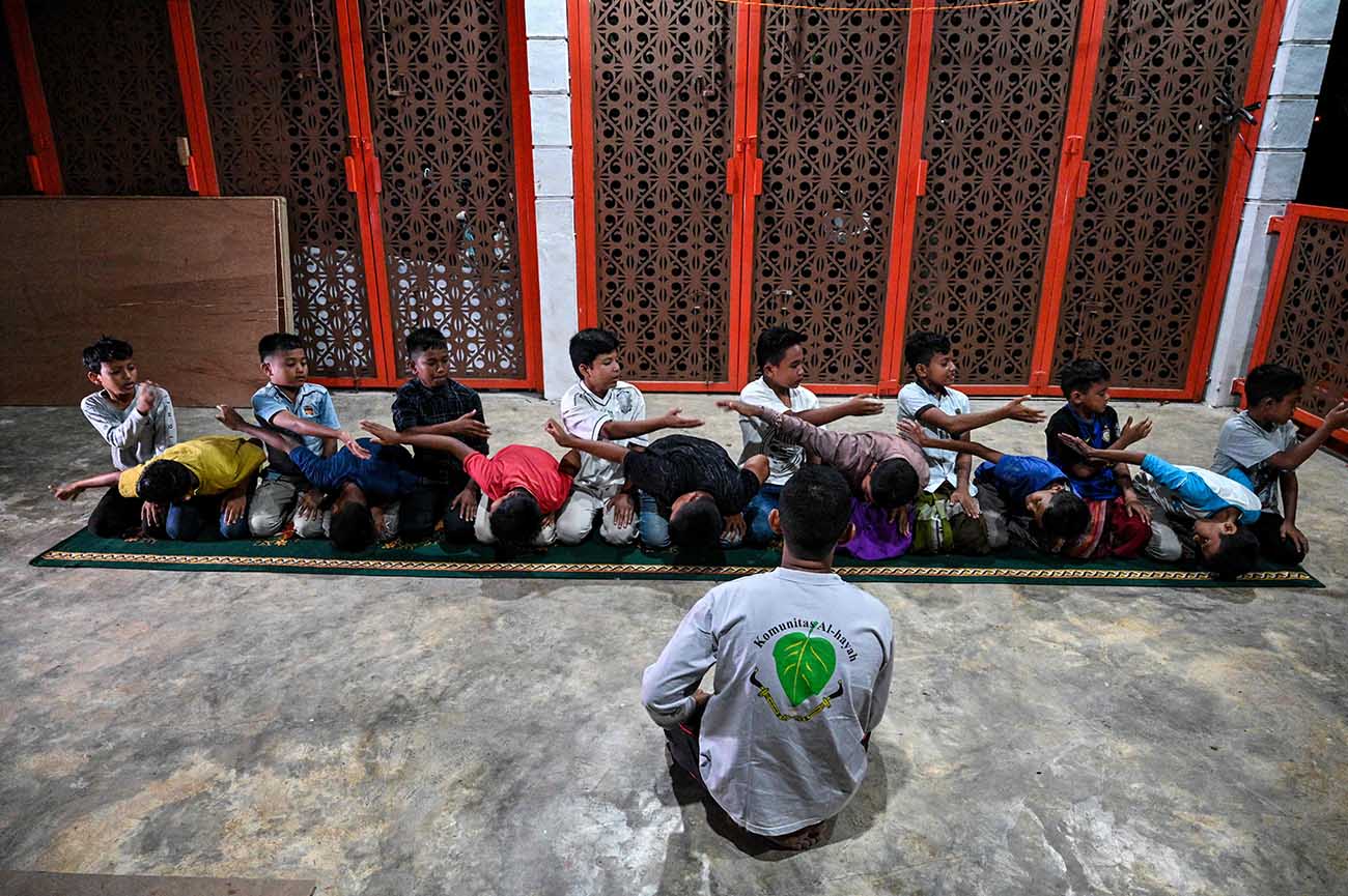 Tari Rapa’i Geleng