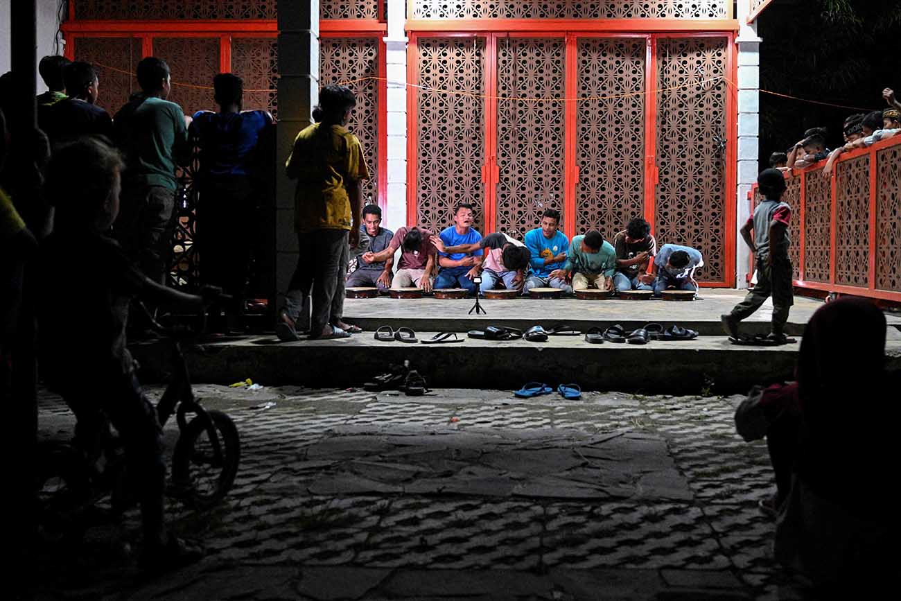 Tari Rapa’i Geleng