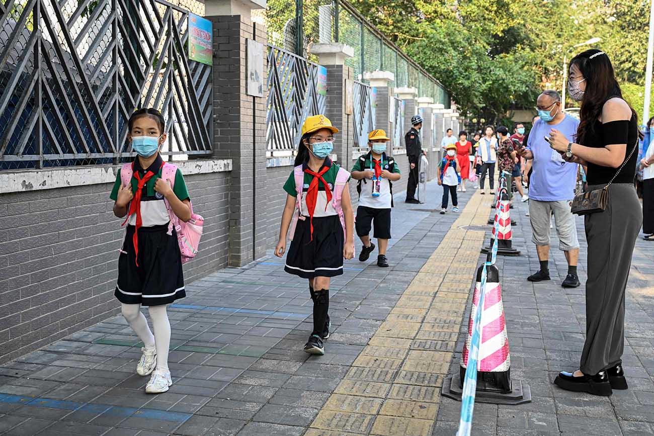 Tiongkok Larang PR dan Ujian Tertulis Untuk Siswa Kelas Satu dan Dua SD
