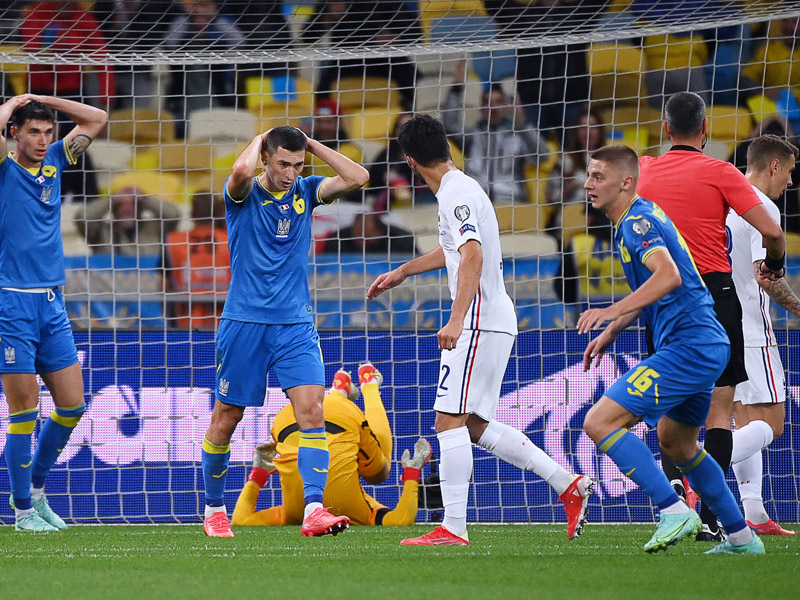 Les Bleus Ditahan Imbang Ukraina