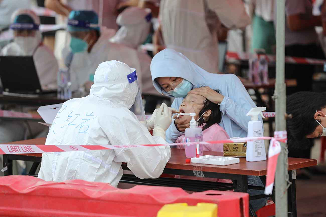 Kasus Covid-19 Harian di Tiongkok Naik