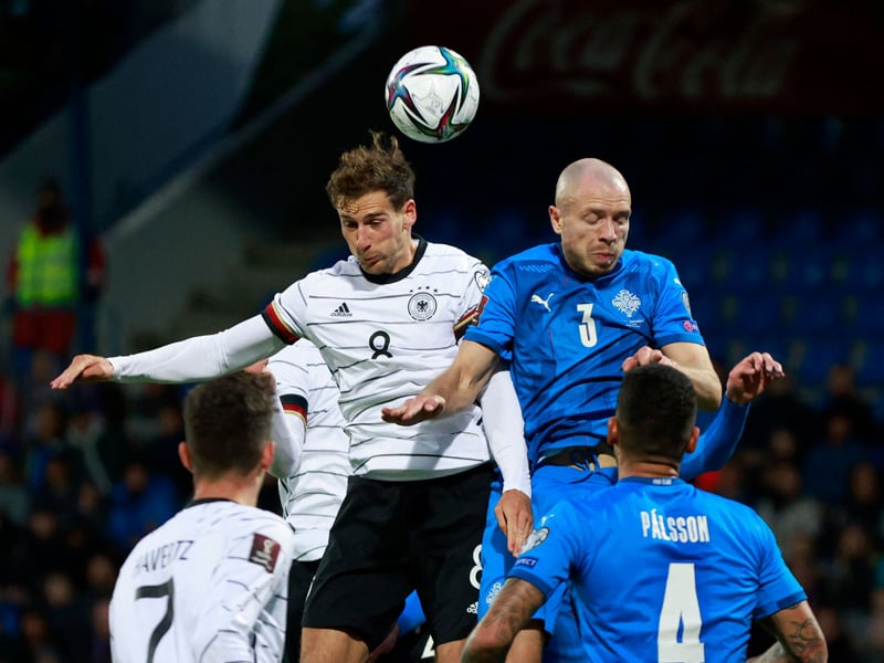 Der Panzer Menang Telak 4-0