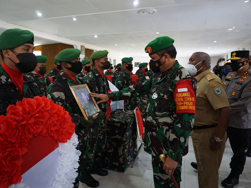 Pelepasan Jenazah Korban Kelompok Teroris Di Papua Barat