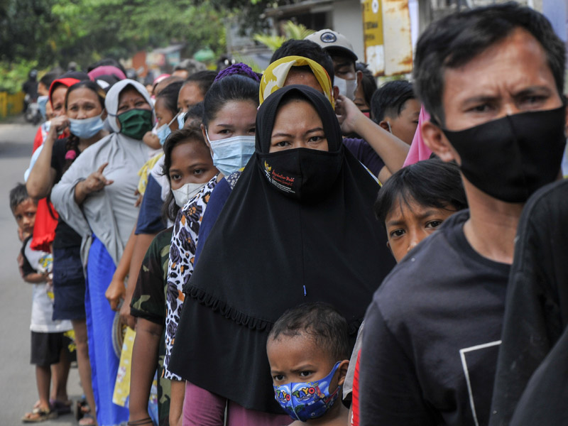 Aksi Sosial Nasi Bungkus Dua Ribu