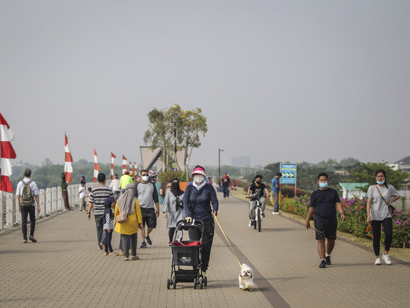 Wisata Olahraga Di Pantai Maju