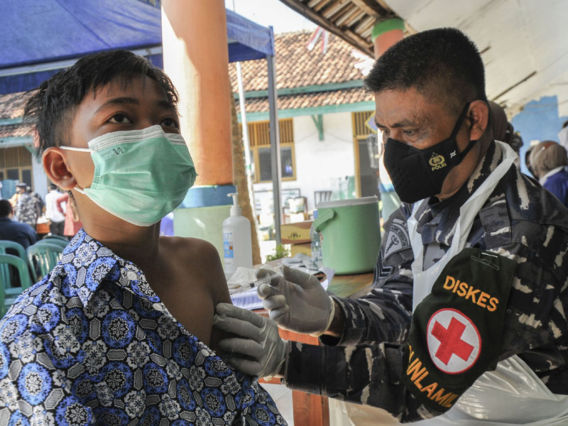 Serbuan Vaksin Maritim Kolinlamil Di Kabupaten Bekasi
