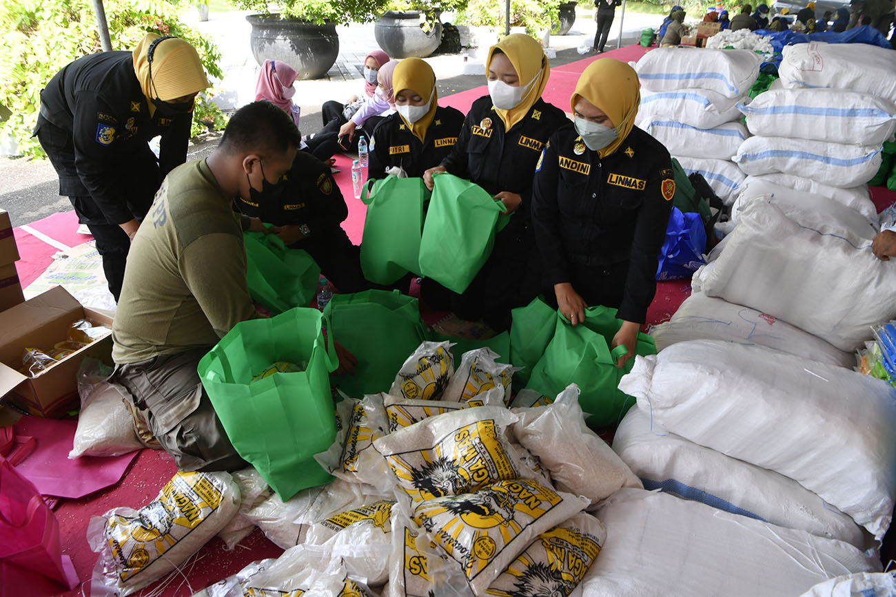 Bantuan Paket Sembako