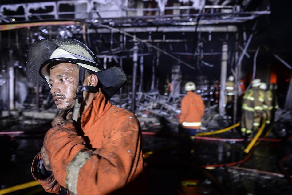Swalayan di Cilandak Jakarta Terbakar