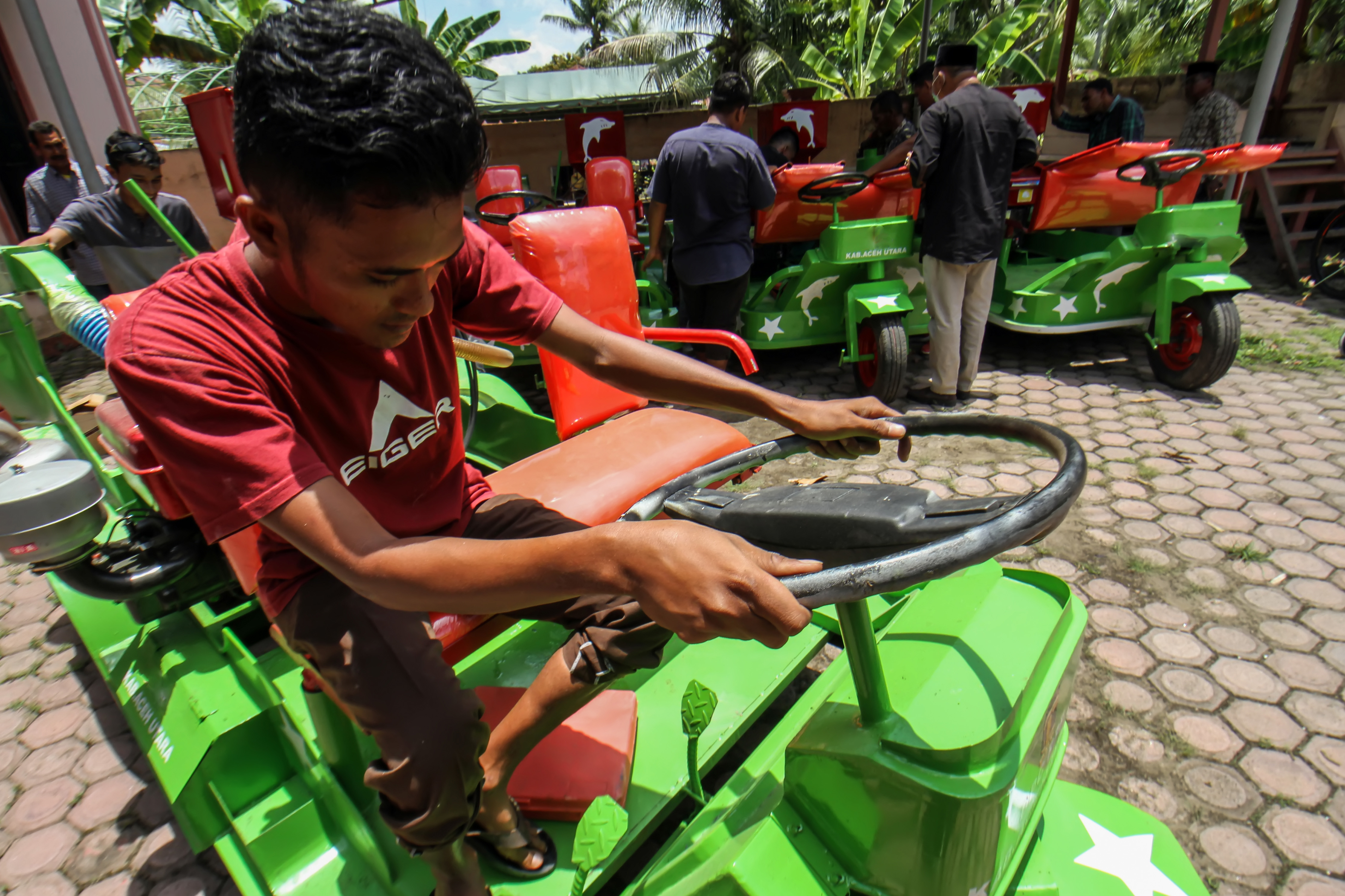 Bantuan Mesin Giling Padi keliling