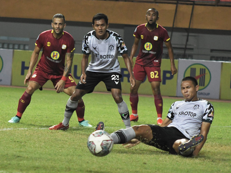 Persikabo 1973 Tundukkan Barito Putra 