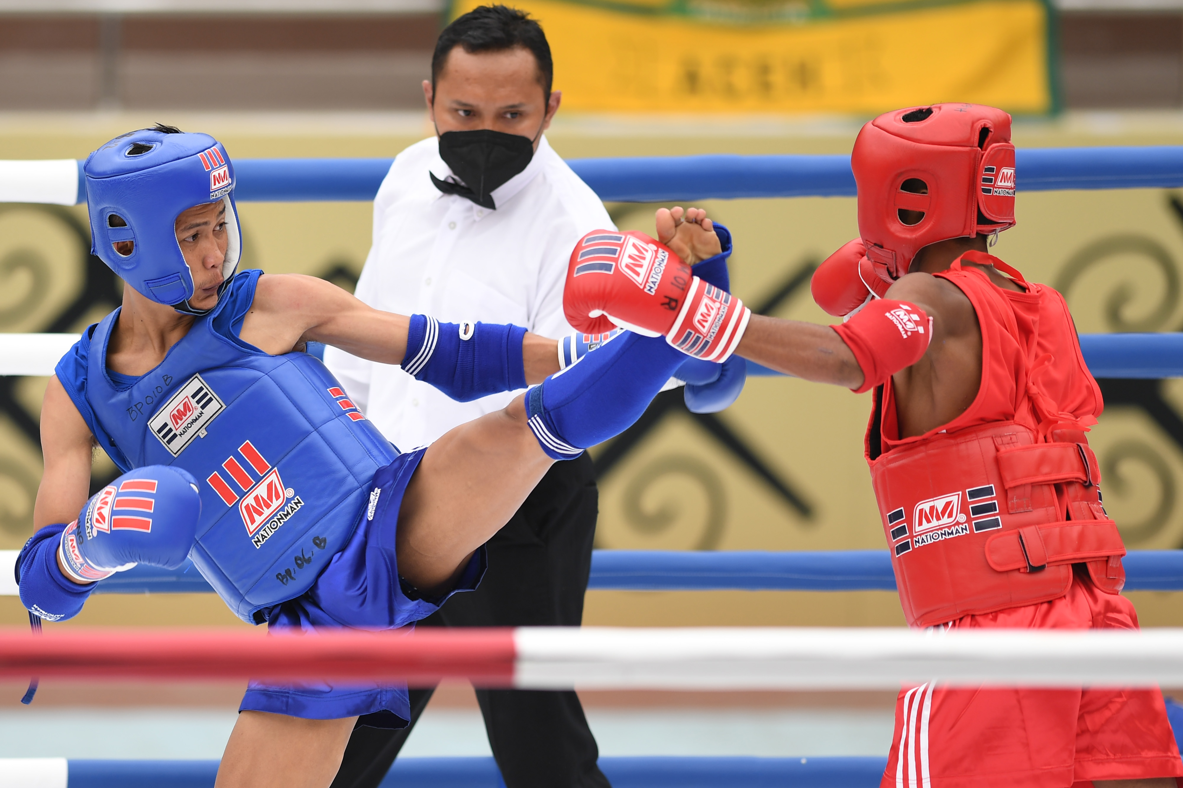 Babak Penyisihan Muay Thai Kelas 45 Kg Putra PON Papua