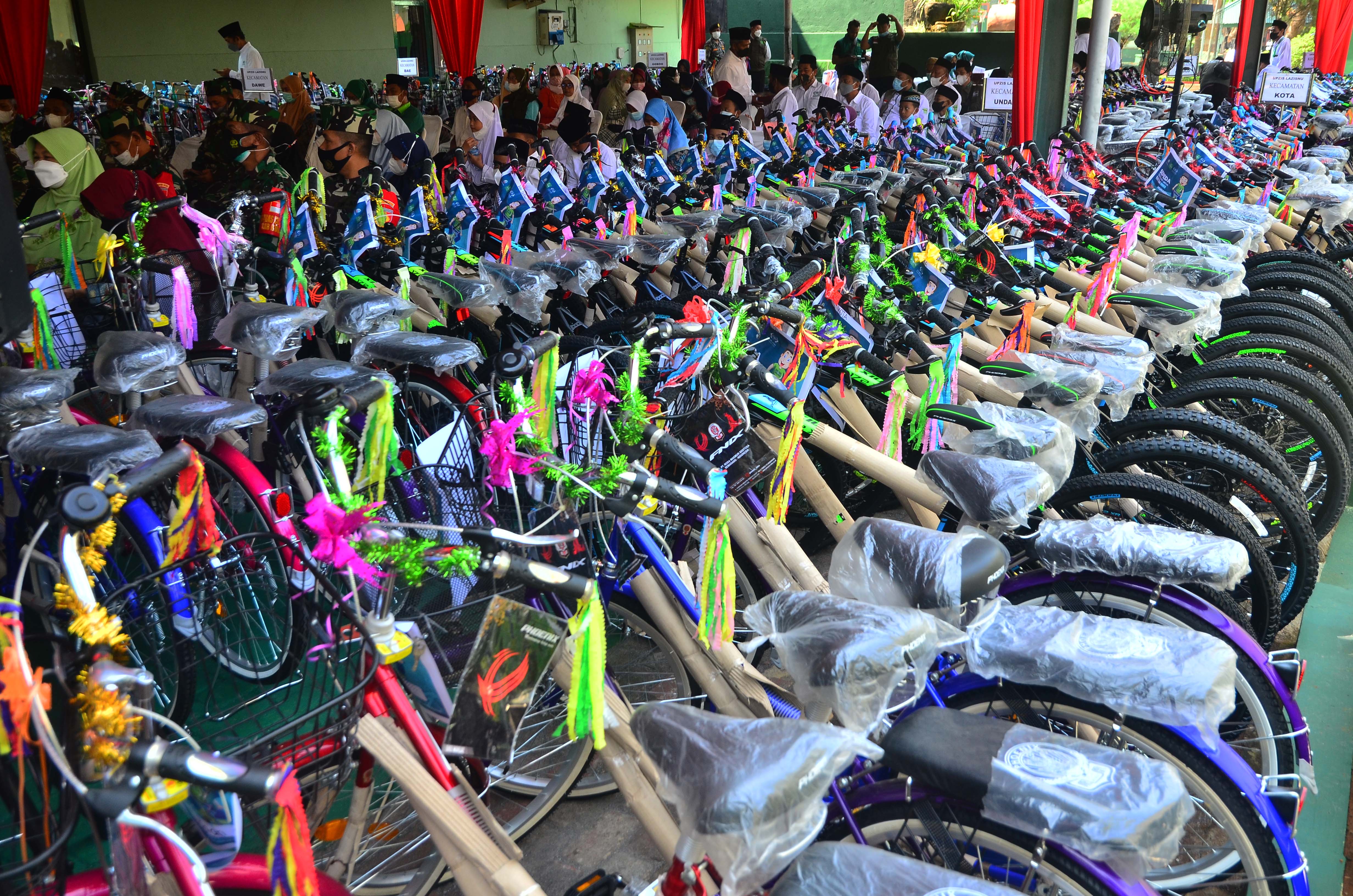 Sepeda Sekolah untuk Anak Yatim