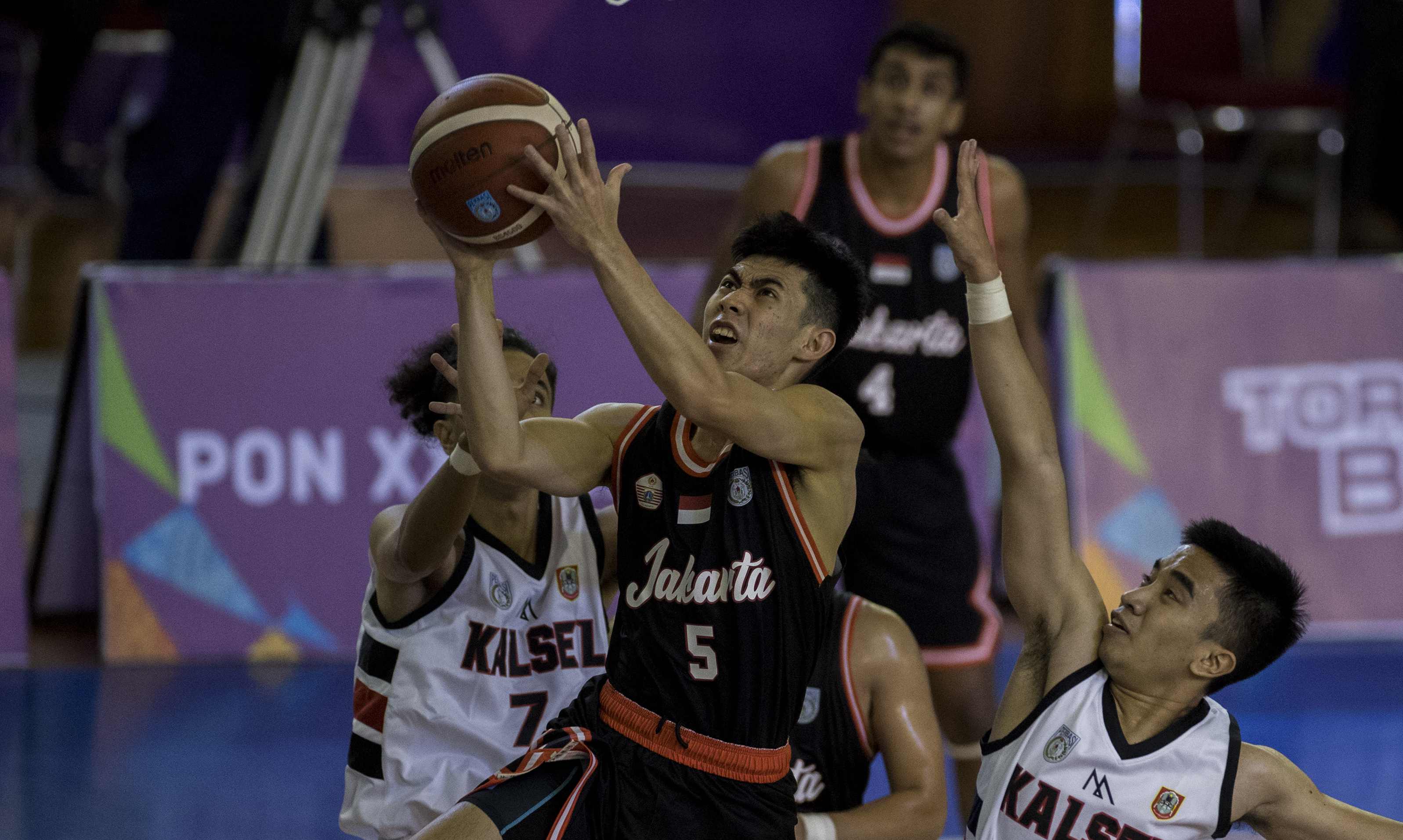 Baskep Putra Jakarta Kalahkan Basket Putra Kalimantan Selatan