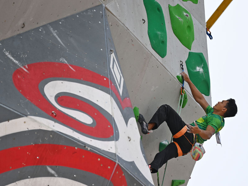 Final Lead Tim Putra Panjat Tebing Pon Papua