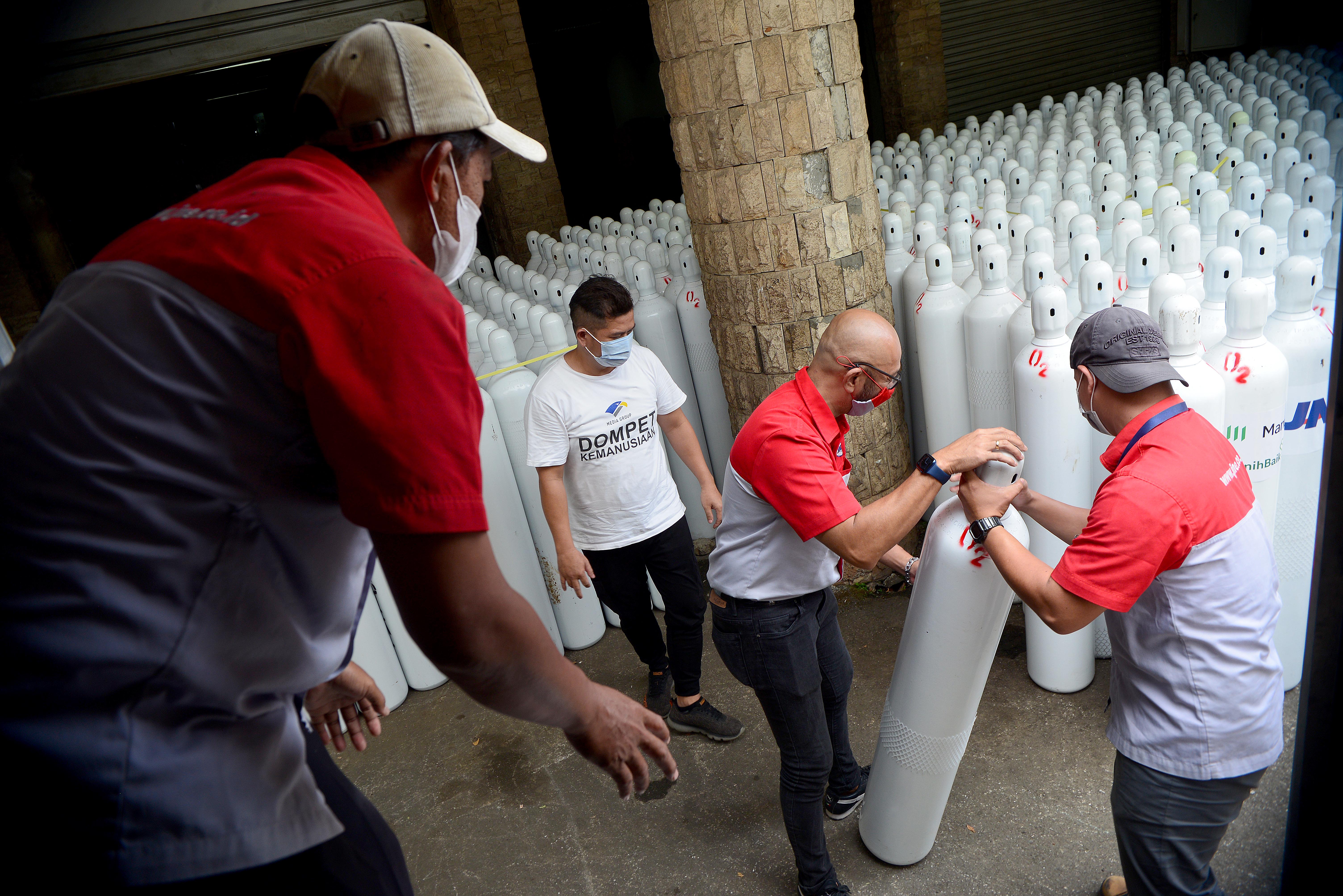 Bantuan 540 Tabung Oksigen