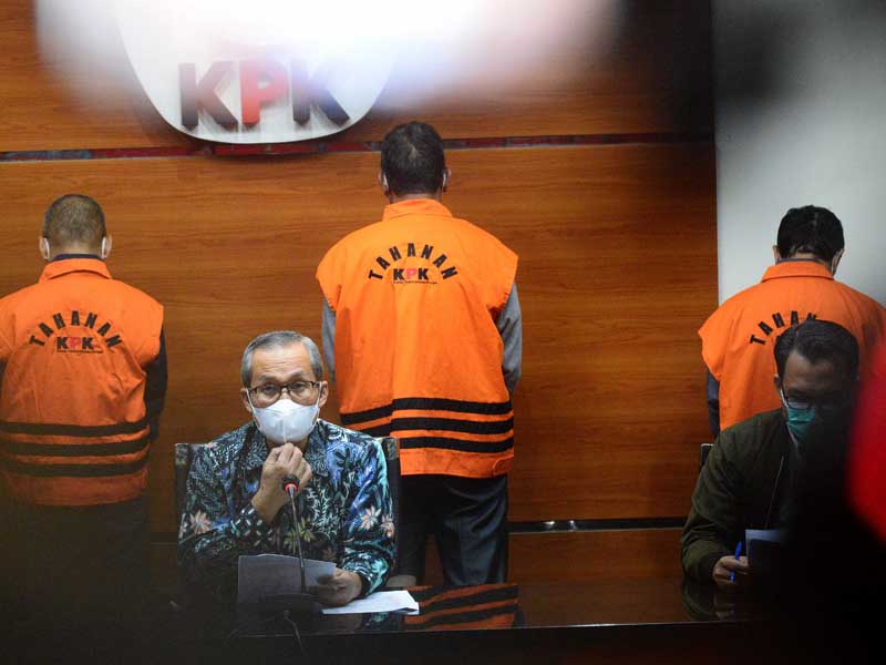 Konferensi Pers OTT KPK Di Kalimantan Selatan