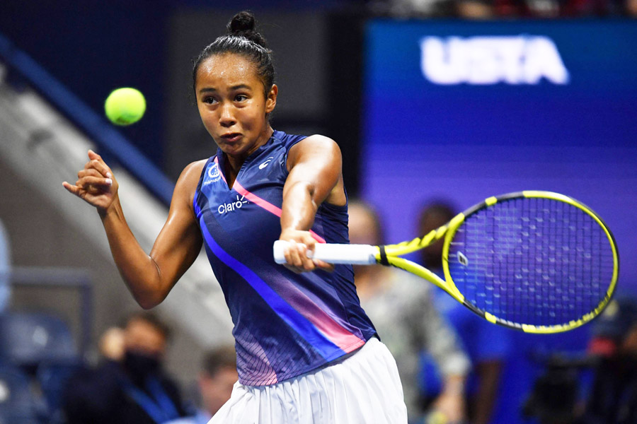 Leylah Fernandez Tumbangkan Juara Bertahan US Open Naomi Osaka