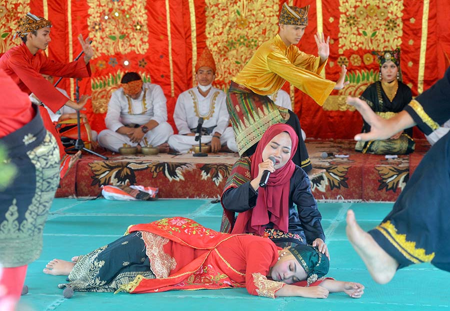 Festival Randai di Taman Budaya Sumatra Barat