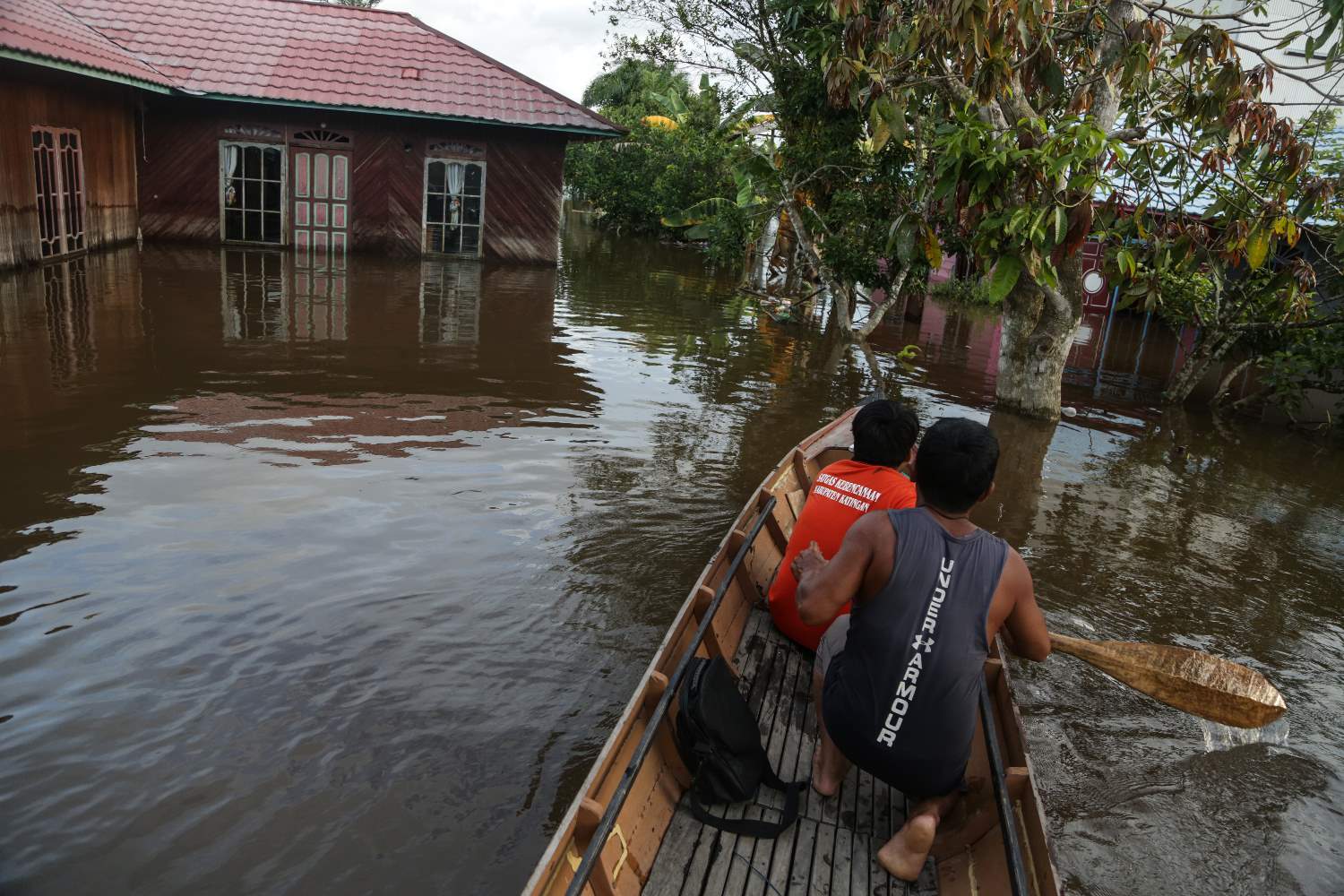 Ratusan Rumah Terendam Banjir