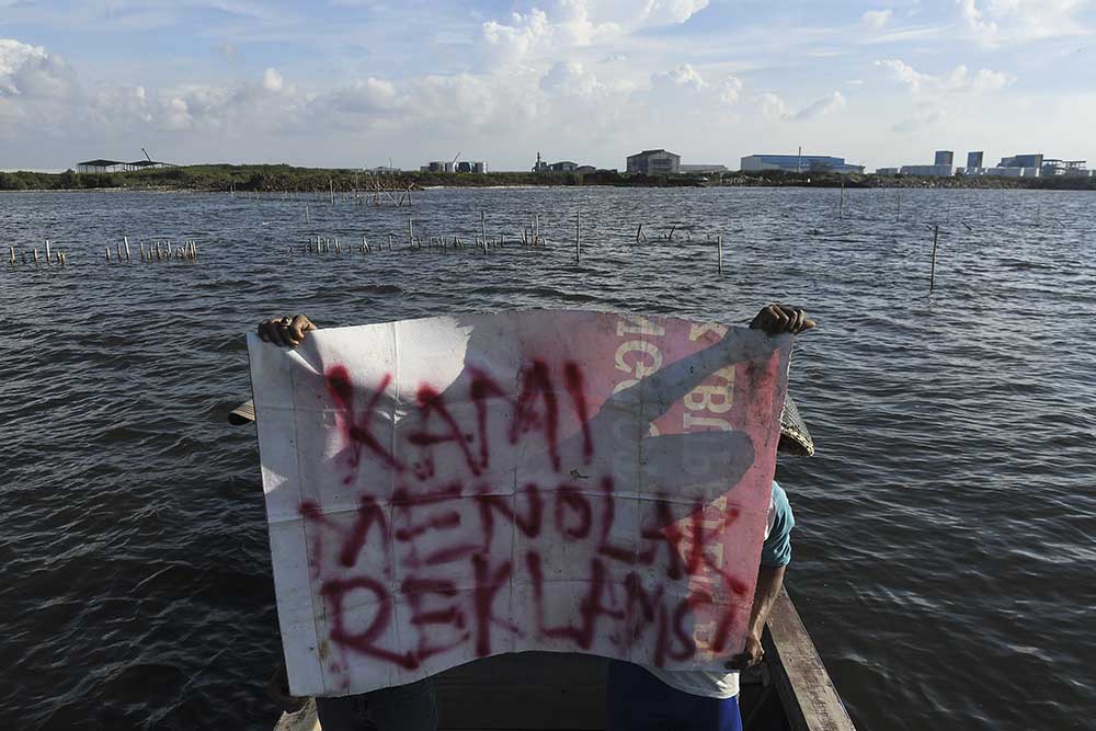 Perizinan dan Dampak Sosial Belum Beres, Proyek Reklamasi Dihentikan