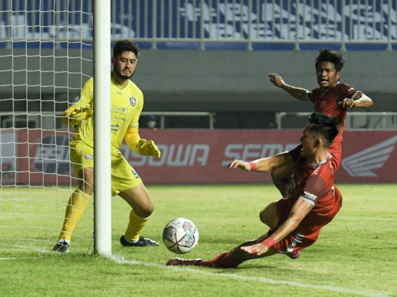 Arema FC Imbangi PSM Makassar