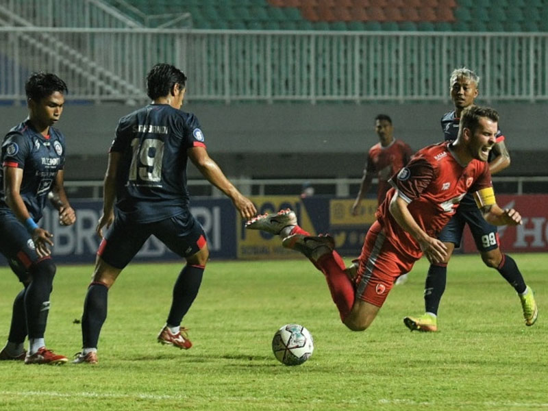 Arema FC Imbangi PSM Makassar