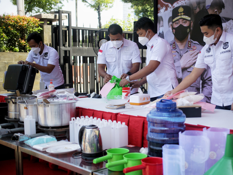 Laboratorium Industri Jaringan Narkoba Internasional