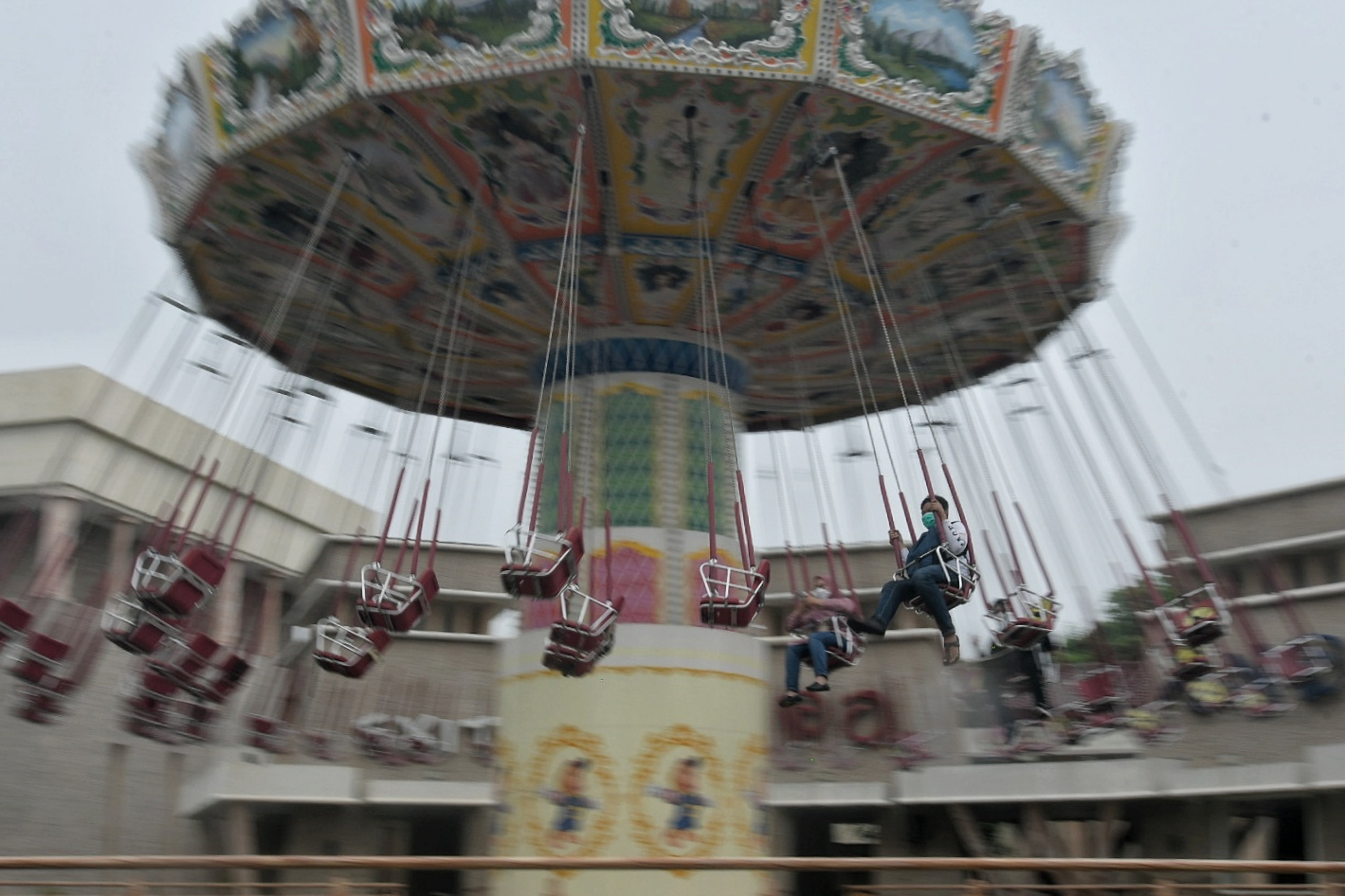 Kawasan Wisata Ancol Kembali Buka