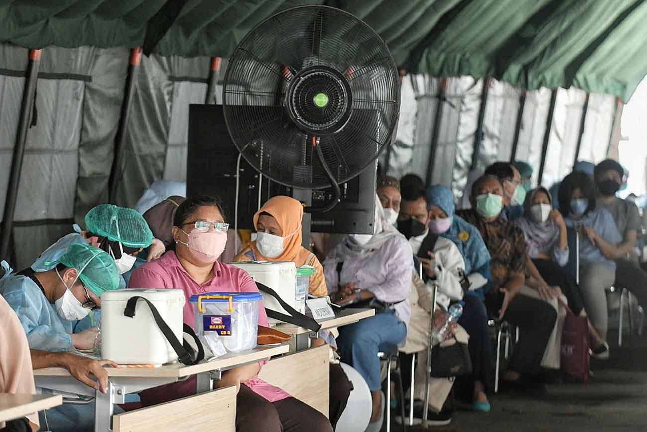 Sentra Vaksinasi MODENA Bersama FKG Universitas Indonesia