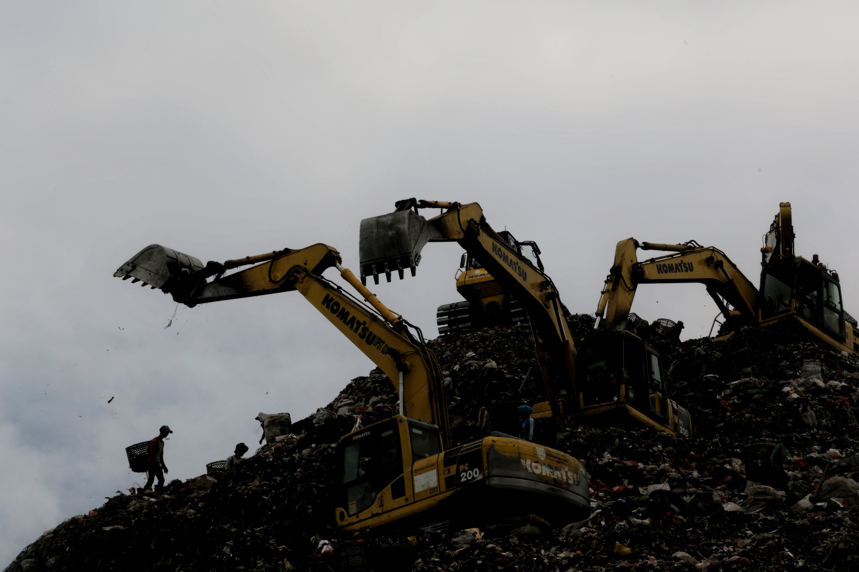 TPST Bantar Gembang Mencapai Ketinggian Maksimal