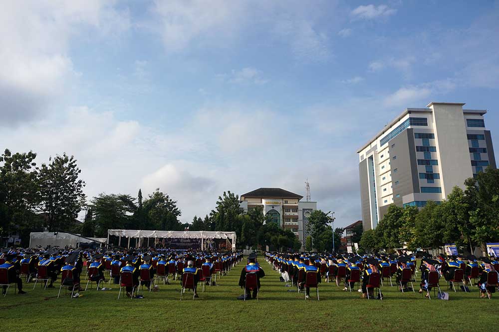 Wisuda Tatap Muka Dengan Protokol Kesehatan