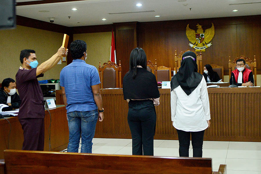 Sidang Robin Mantan Penyidik KPK Hadirkan Tiga Saksi  