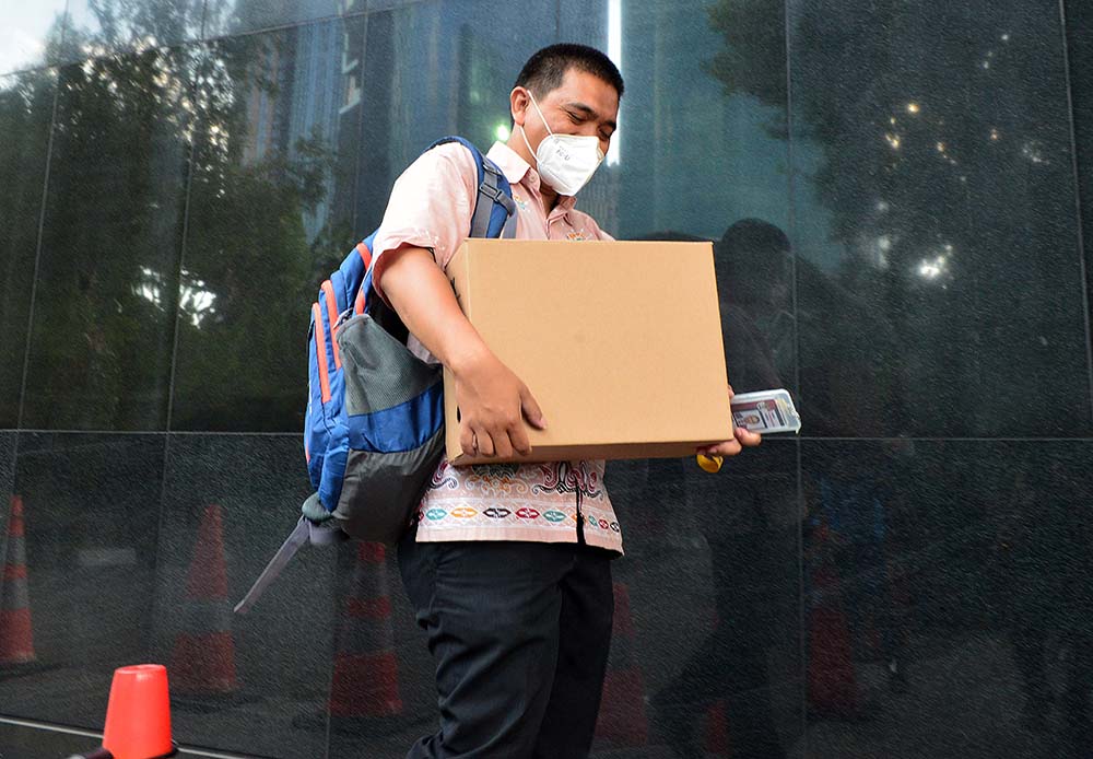 Tinggalkan Gedung KPK