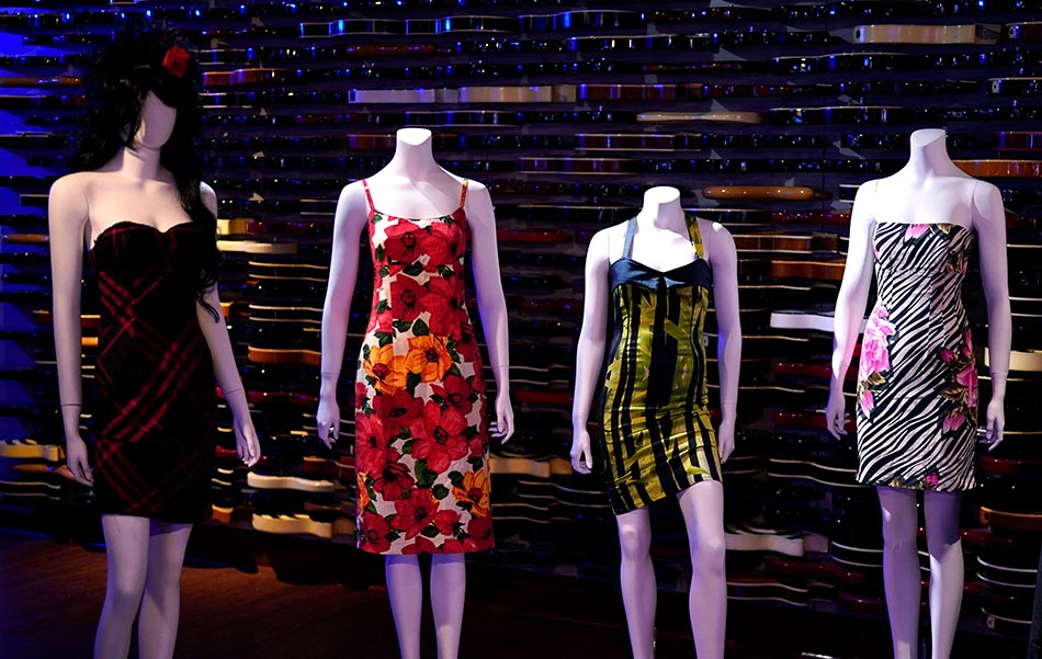 Lelang Memorabilia Amy Winehouse 