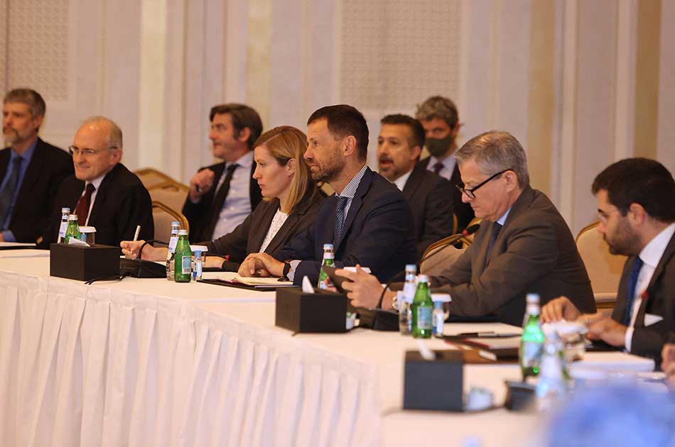 Taliban Temui Diplomat Asing Di Qatar