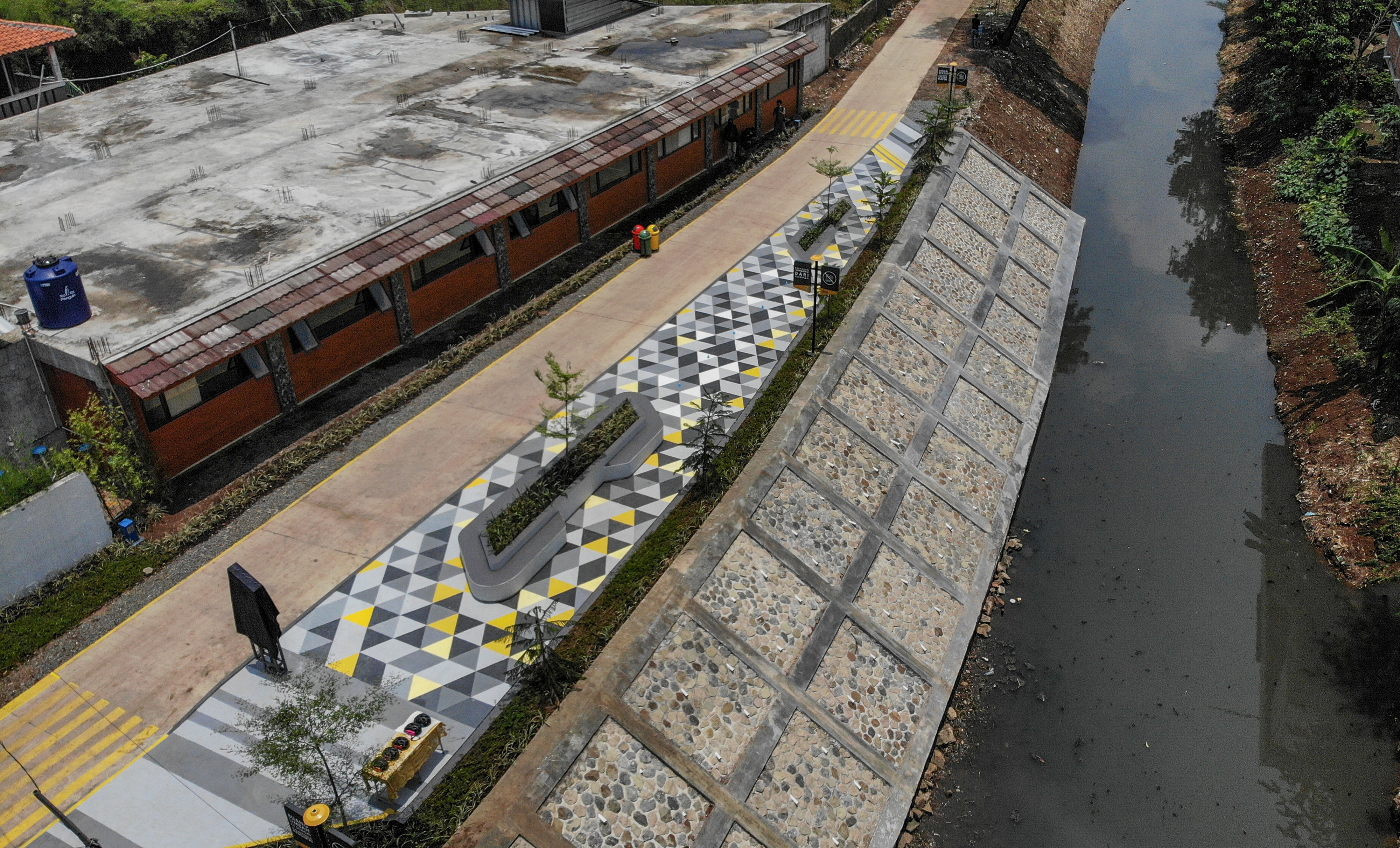 Penataan Bantaran Sungai di Bandung