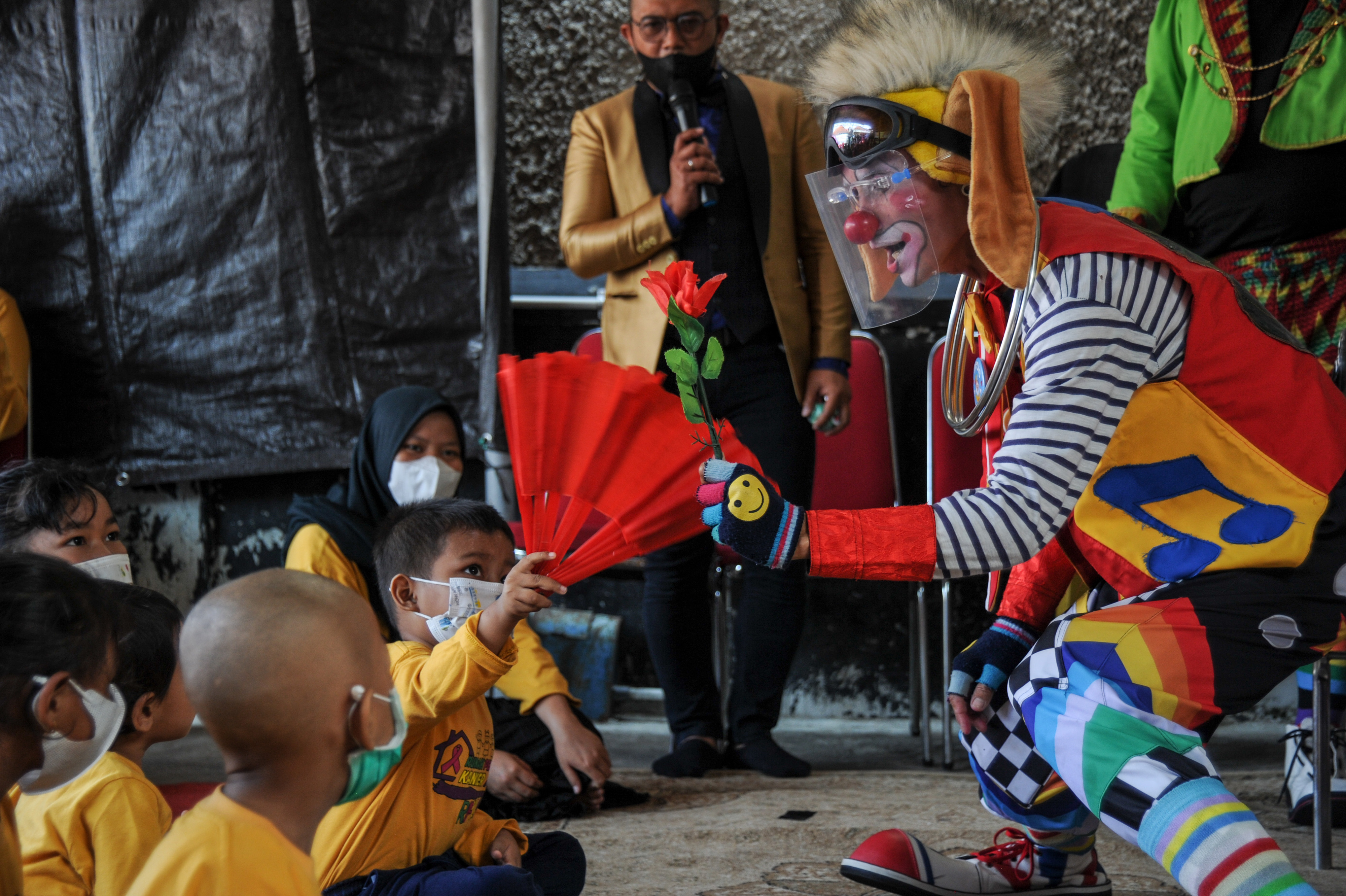 Komunitas Badut Hibur Anak Penyitas Kanker