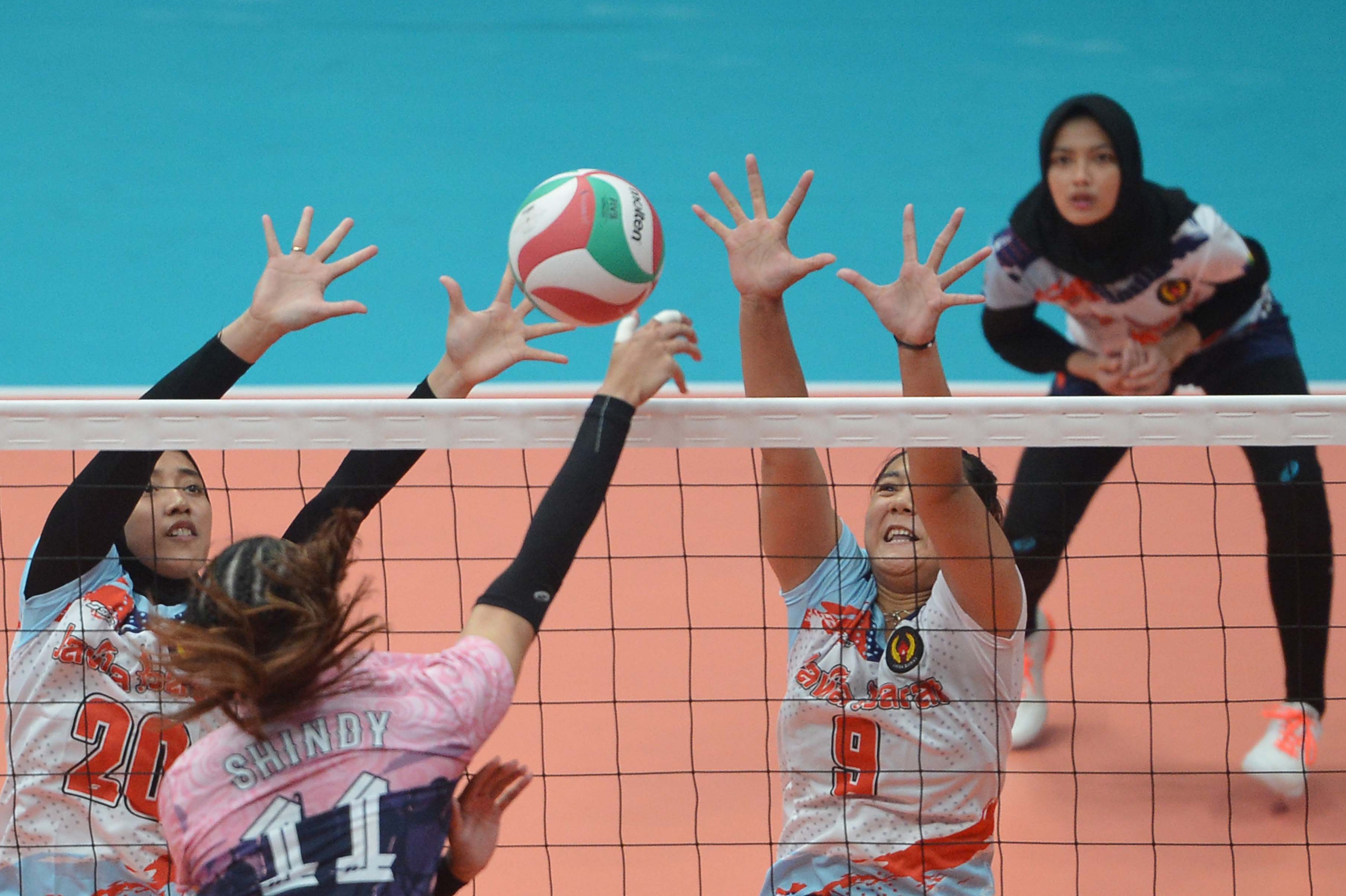 Bola Voli Putri Jawa Barat Kalahkan Jawa Tengah