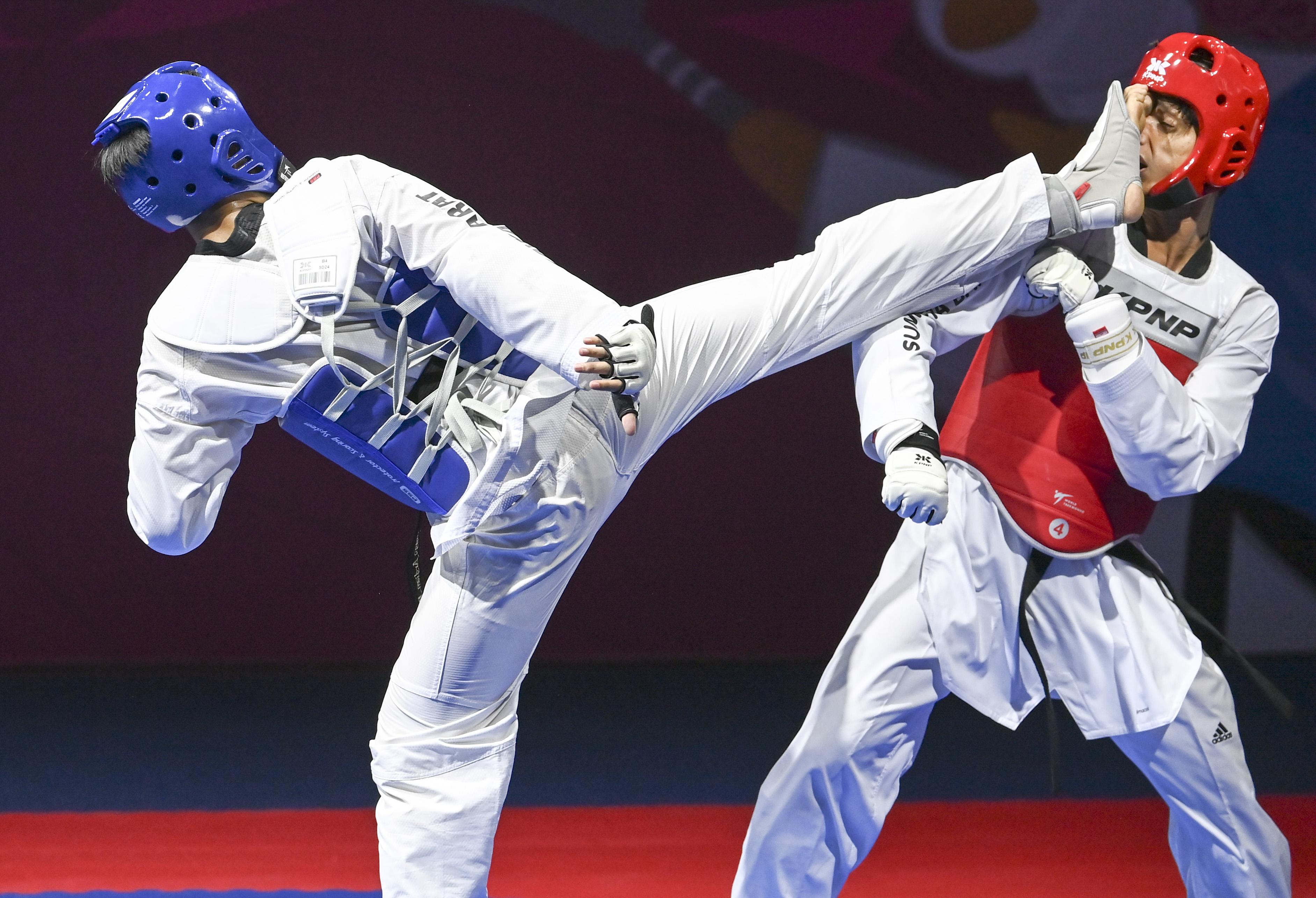 Jawa Barat Menambah Emas dari  Taekwondo Kyorugi -80 Kg Putra