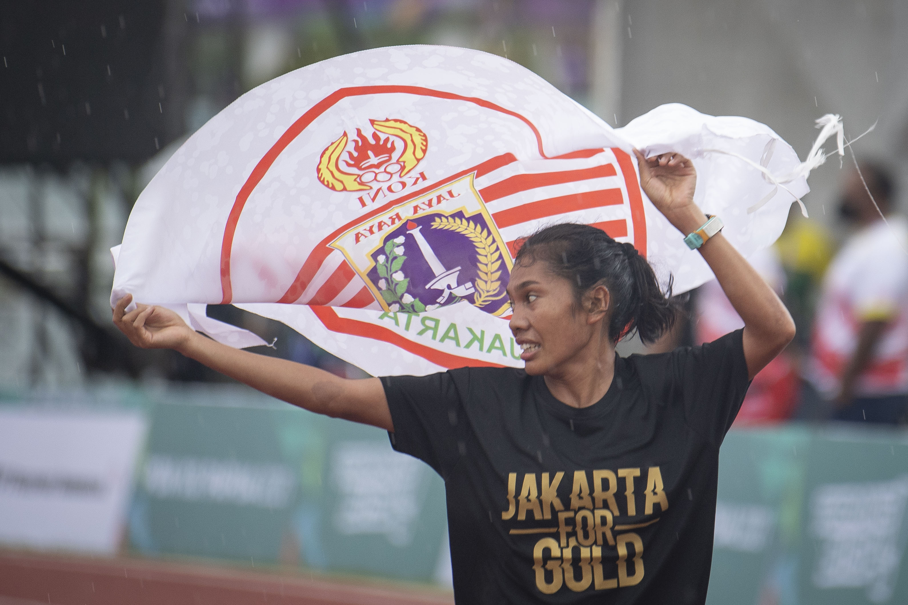 Odeka Elvina Sumbang Emas Lari 5.000 Meter untuk DKI Jakarta