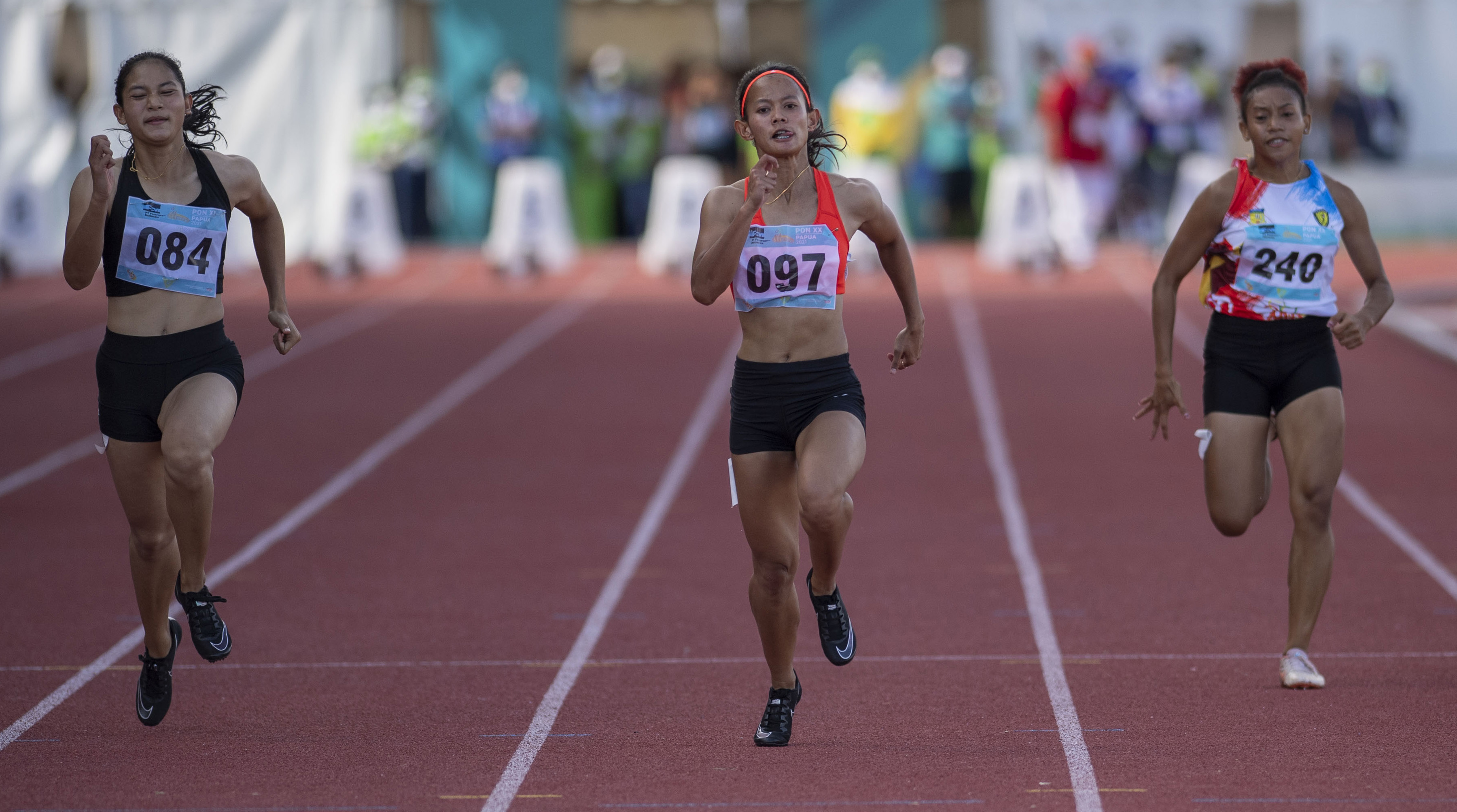 Tyas Murtiningsih Raih Emas Lari 100 Meter PON Papua untuk Jawa Barat
