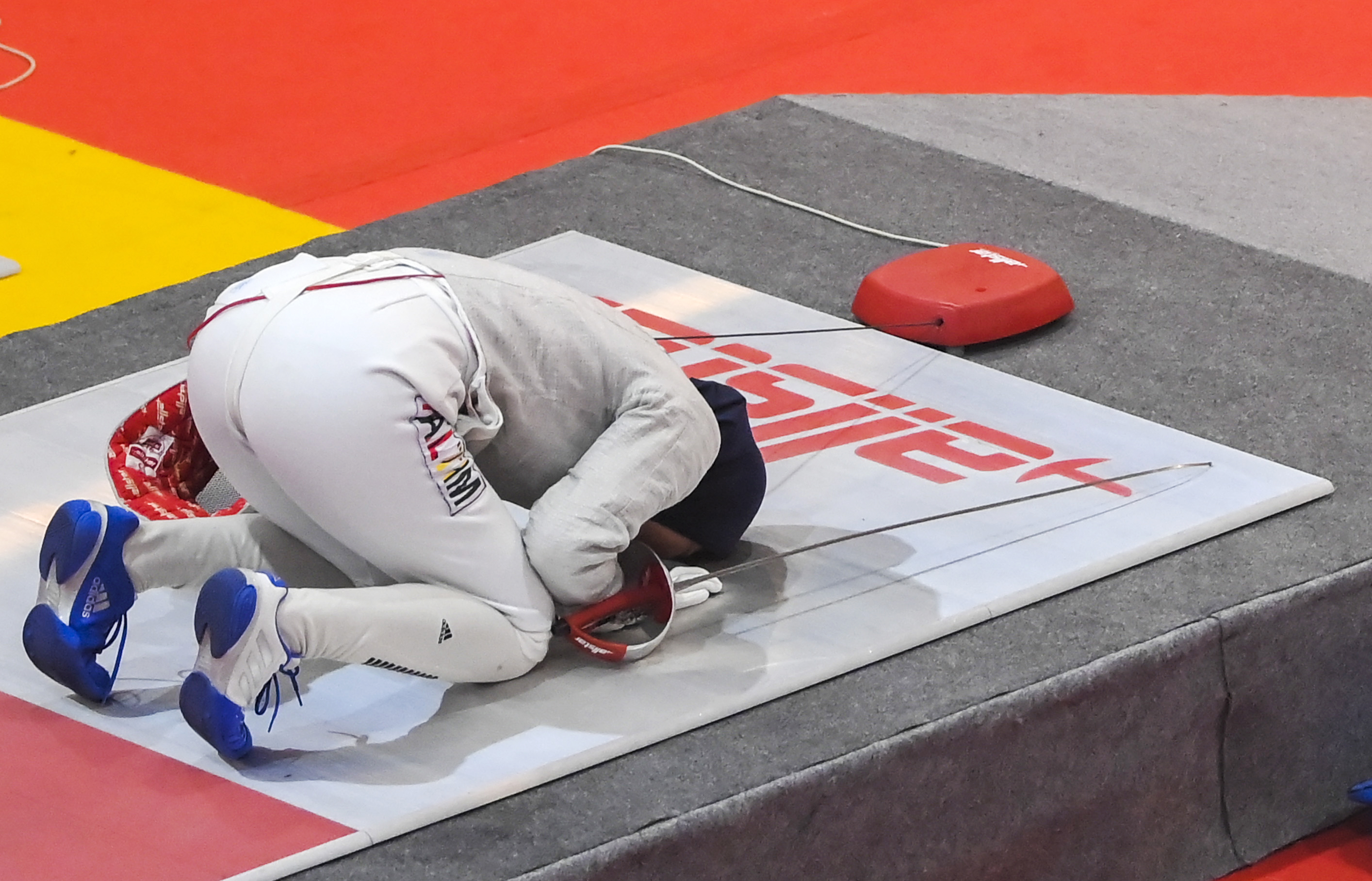 Kaltim Raih Emas Anggar Kategori Sabel Individual Putri